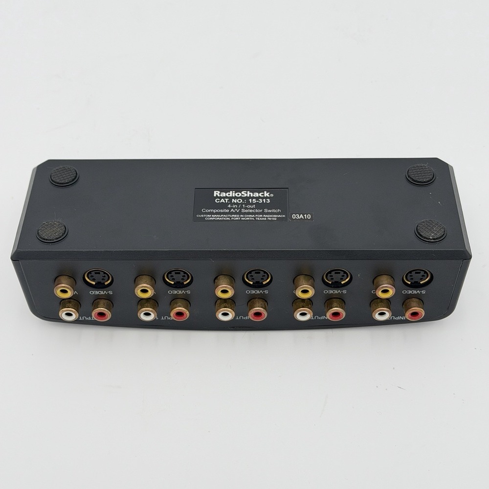 RadioShack Composite A/V Selector Switch 4-in 1-out Model 15-313 - Picture 2 of 4